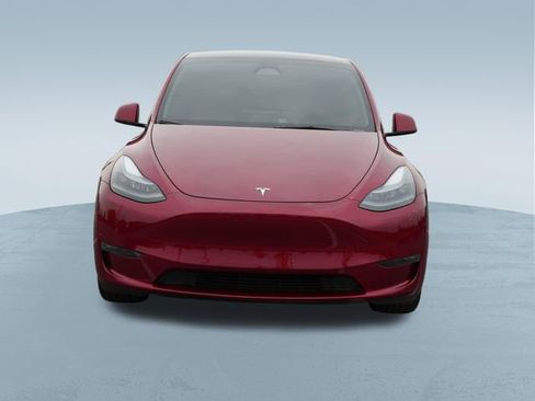 Used 2024 Tesla Model Y Long Range AWD/4WD image 2