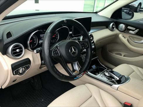 Used 2017 Mercedes-Benz GLC 300 image 18