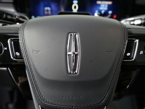 New 2026 Lincoln Aviator AWD w/ Jet Appearance Package image 36