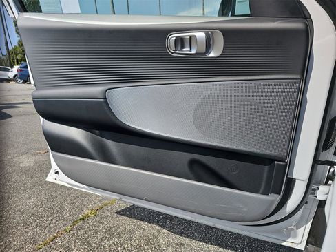 New 2025 Hyundai Ioniq 6 SE image 29