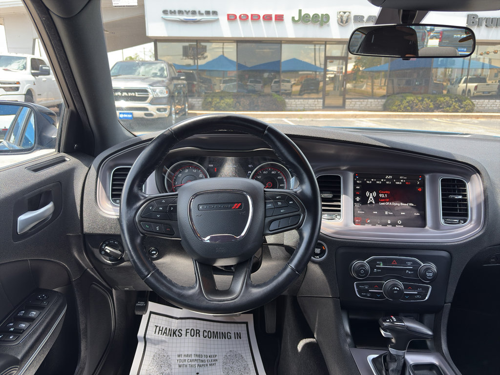 Used 2023 Dodge Charger SXT RWD image 17