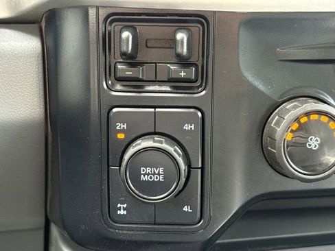 Used 2024 Ford F250 XLT w/ FX4 Off-Road Package AWD/4WD image 26