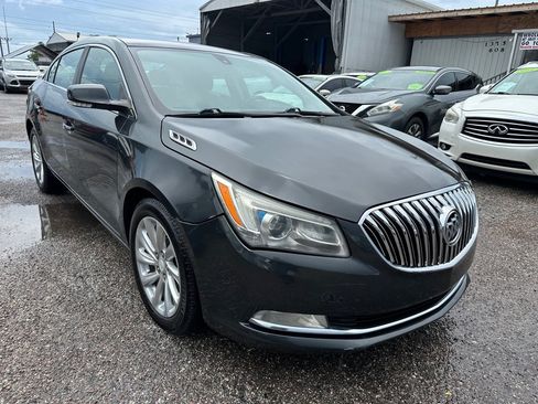 Used 2015 Buick LaCrosse Leather FWD image 3