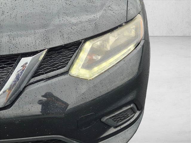 Used 2016 Nissan Rogue S w/ Appearance Package AWD/4WD image 9