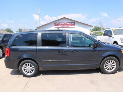 Used 2013 Dodge Grand Caravan SXT w/ Rear Park Assist Pkg