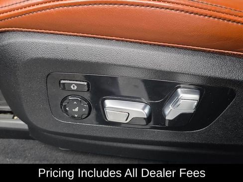 Used 2022 BMW X5 xDrive40i w/ Premium Package AWD/4WD image 19