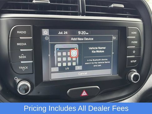 Used 2020 Kia Soul LX FWD image 12