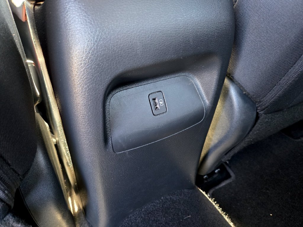 Certified 2020 Nissan Sentra SV FWD image 17