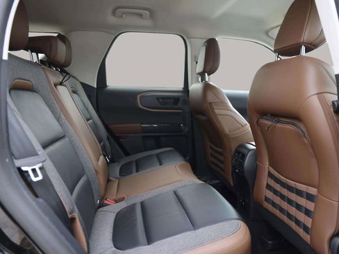 Used 2023 Ford Bronco Sport Outer Banks w/ Tech Package image 34