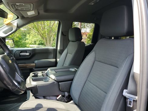 Used 2021 Chevrolet Silverado 1500 LT w/ Bed Protection Package AWD/4WD image 13