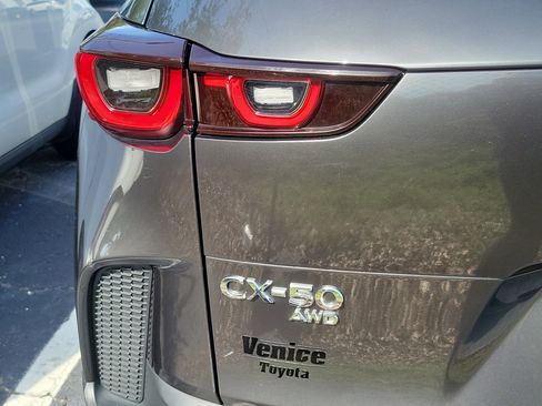 Used 2024 MAZDA CX-50 AWD 2.5 S w/ Preferred Package image 7