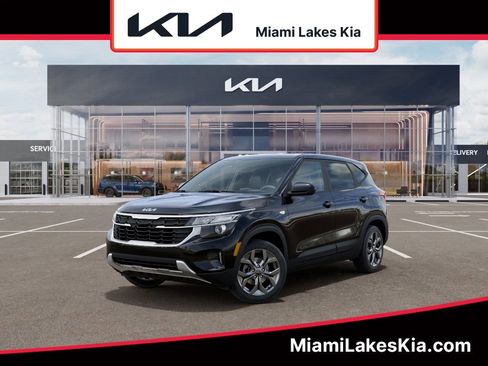 New 2026 Kia Seltos LX FWD image 1