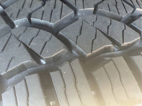 Used 2018 Nissan Frontier PRO-4X w/ Pro-4x Luxury Package image 14