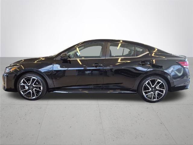 Certified 2025 Nissan Sentra SR FWD image 12
