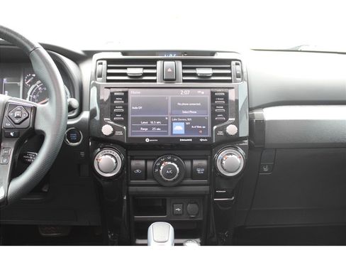 Used 2022 Toyota 4Runner TRD Off-Road Premium w/ Moonroof Package AWD/4WD image 29