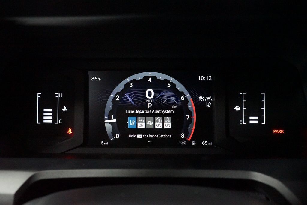 New 2026 Toyota 4Runner SR5 AWD/4WD image 16