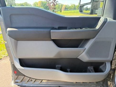 Used 2023 Ford F250 XLT w/ Snow Plow/Camper Package AWD/4WD image 20