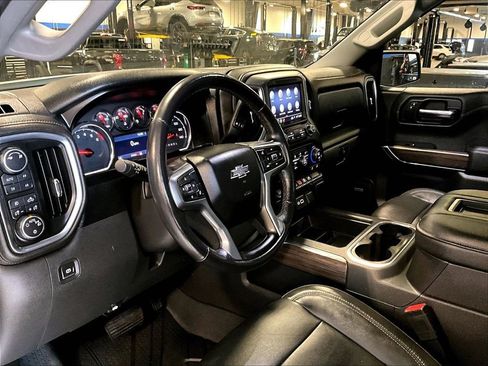 Used 2019 Chevrolet Silverado 1500 RST AWD/4WD image 8