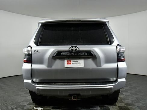 Used 2020 Toyota 4Runner TRD Off-Road Premium image 12