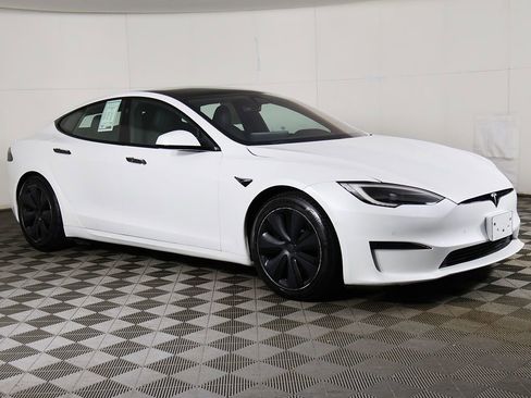 Used 2023 Tesla Model S AWD/4WD image 2