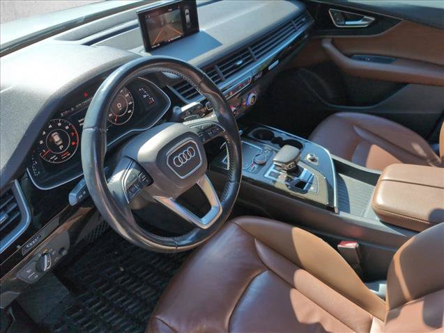 Used 2018 Audi Q7 3.0T Premium Plus w/ Premium Plus Package AWD/4WD image 11