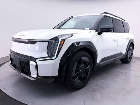 Used 2024 Kia EV9 GT-Line AWD/4WD image 15