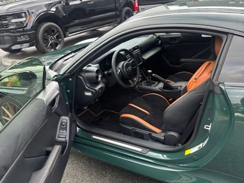 Used 2025 Toyota GR86 Hakone Edition RWD image 14