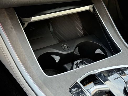 Used 2025 BMW X5 sDrive40i w/ M Sport Package image 29