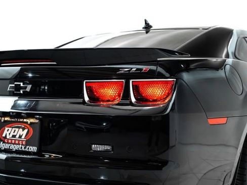 Used 2013 Chevrolet Camaro ZL1 image 12