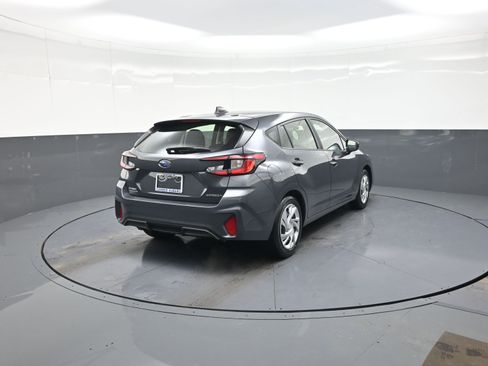 Used 2025 Subaru Impreza 2.0i image 3