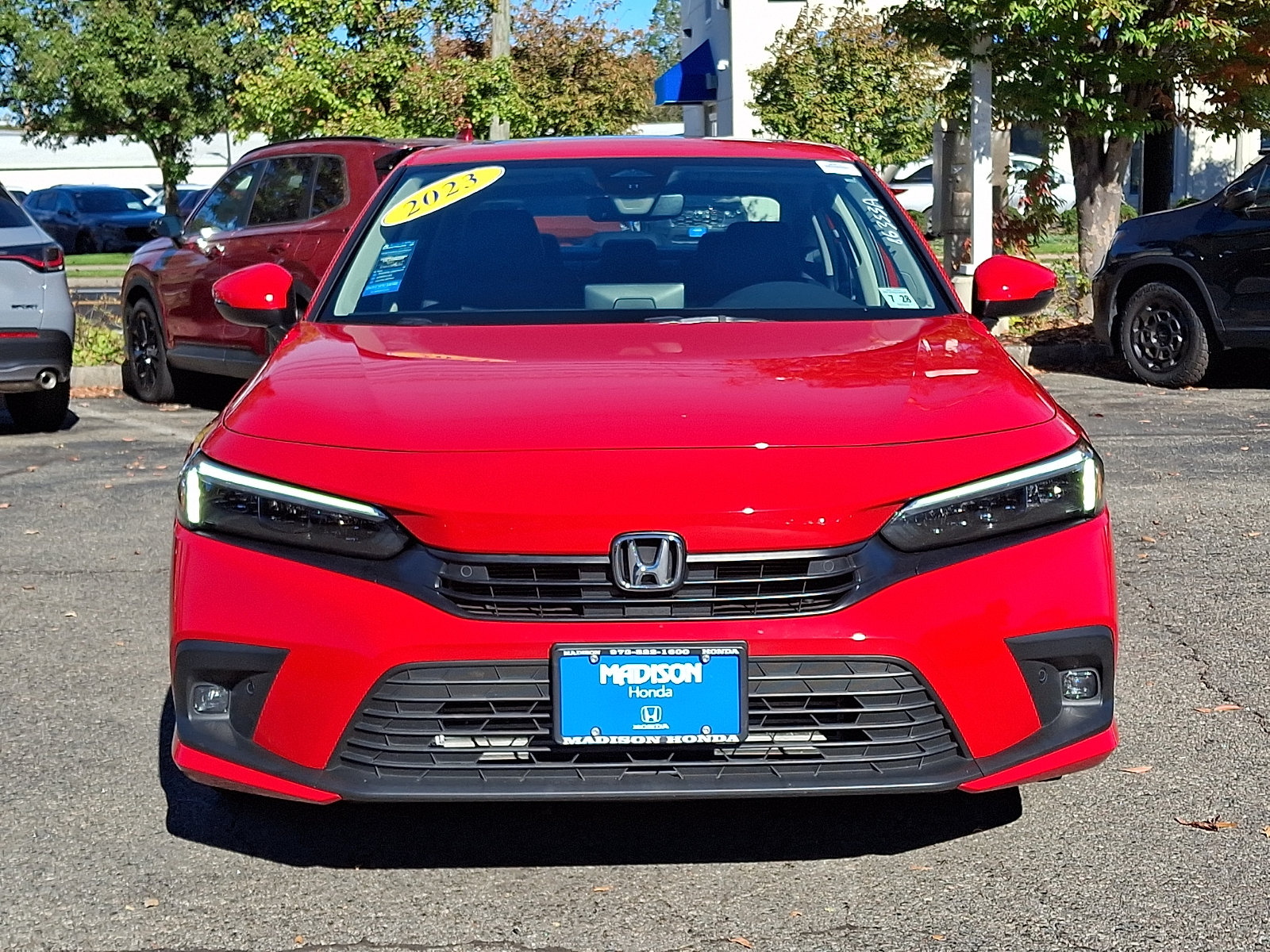 Used 2023 Honda Civic Touring image 2