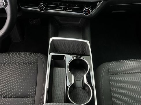 Used 2025 Chevrolet Equinox LT image 13