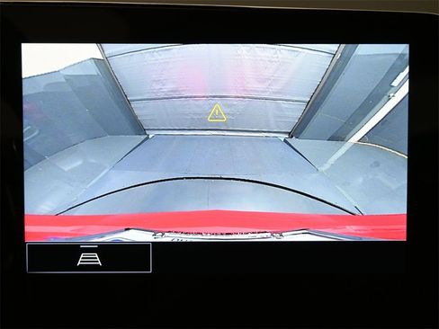 Used 2023 Chevrolet Corvette Stingray Coupe w/ Z51 Performance Package image 11