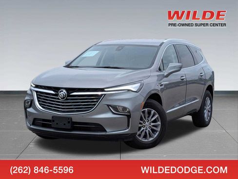 Used 2024 Buick Enclave Essence AWD/4WD image 1