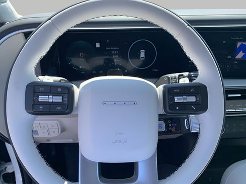 Used 2026 Hyundai Palisade Calligraphy AWD/4WD image 9