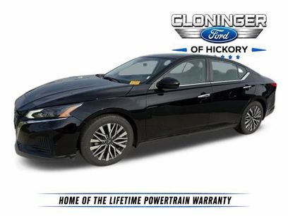 Used 2024 Nissan Altima 2.5 SV w/ SV Premium Package
