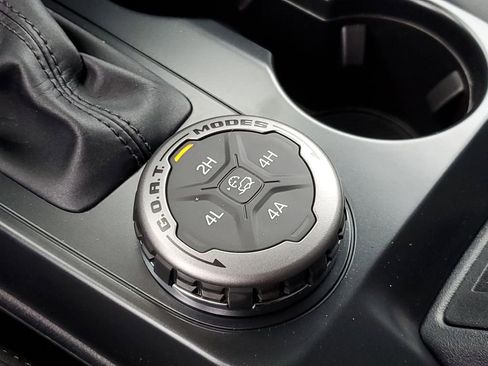 New 2025 Ford Bronco Big Bend w/ Black Diamond Package image 22