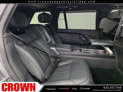 Used 2024 Land Rover Range Rover SV AWD/4WD image 15