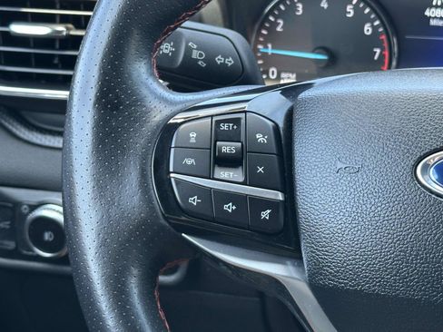 Used 2023 Ford Explorer ST-Line AWD/4WD image 22