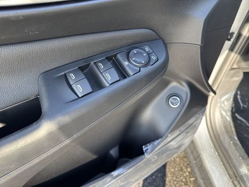 New 2025 Buick Envista Preferred w/ Convenience I Package image 13