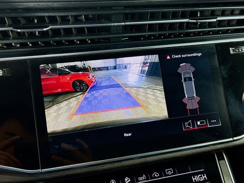 Used 2020 Audi Q7 3.0T Premium w/ Convenience Package image 19