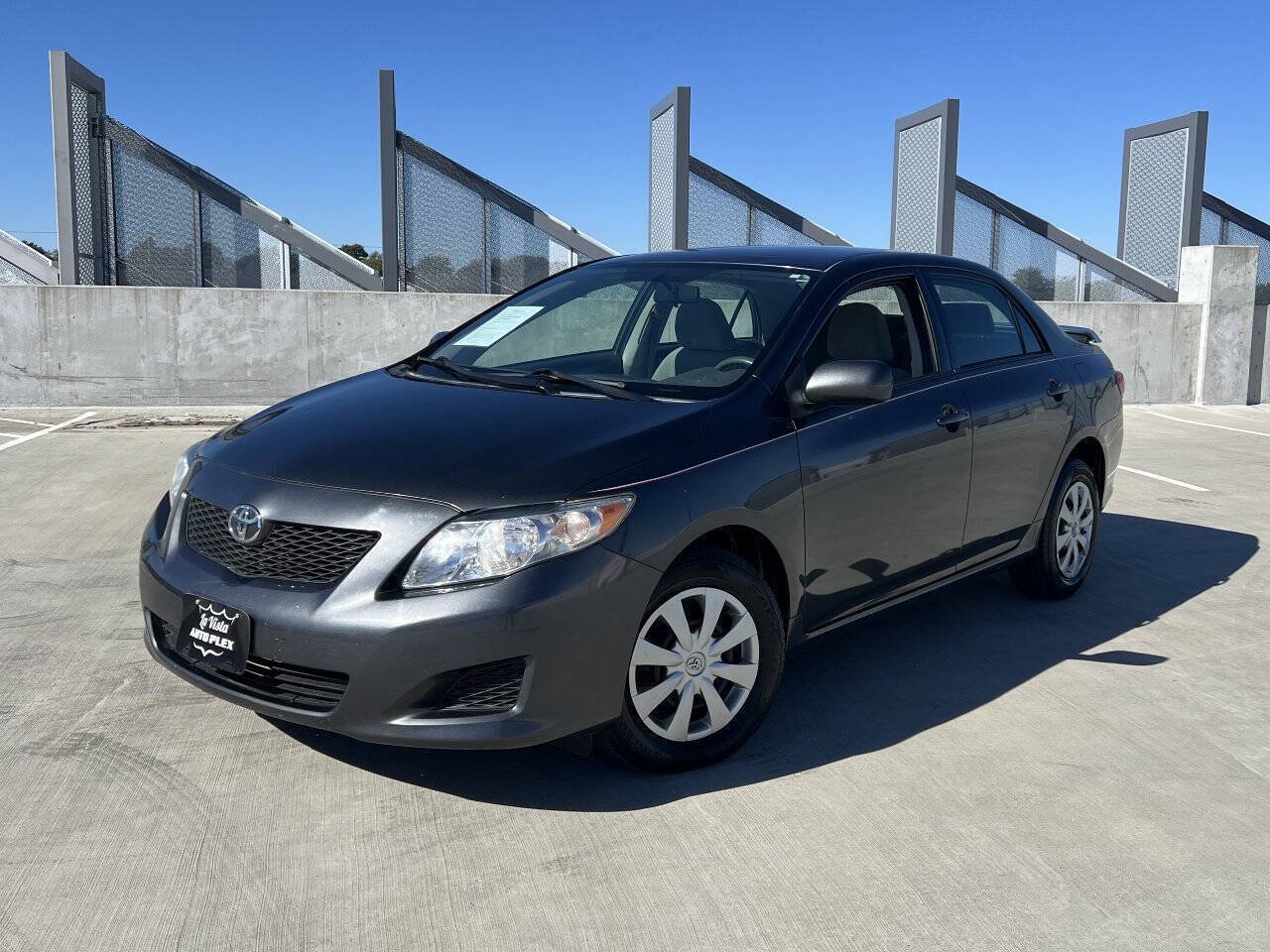 Used 2010 Toyota Corolla LE w/ All Weather Guard Pkg FWD image 2
