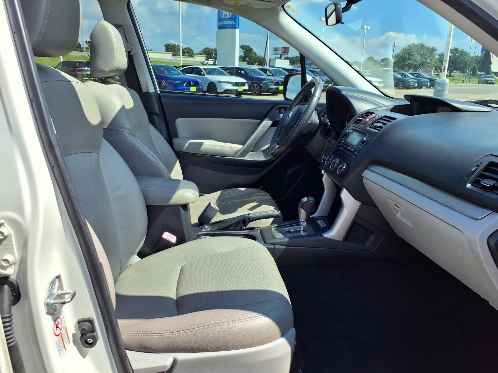 Used 2015 Subaru Forester 2.5i Limited AWD/4WD image 15