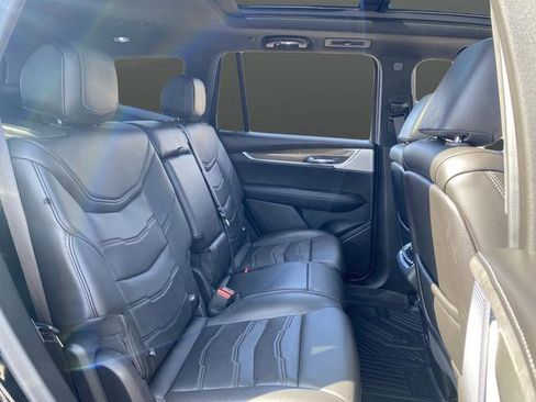 Used 2021 Cadillac XT6 Premium Luxury w/ Platinum Package image 33