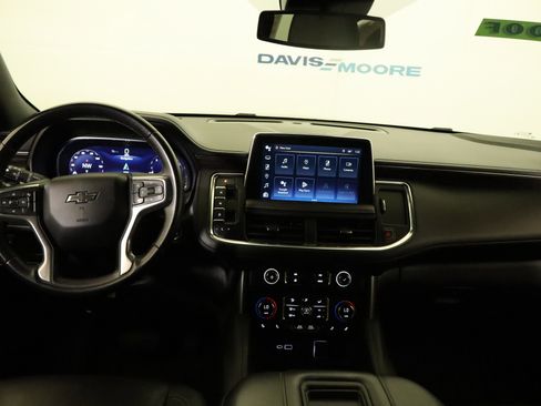 Used 2024 Chevrolet Suburban Z71 AWD/4WD image 16
