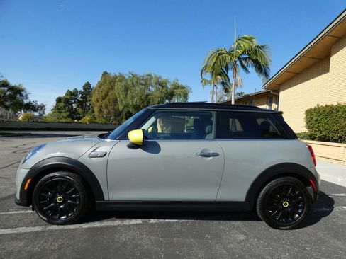 Used 2022 MINI Cooper SE image 13