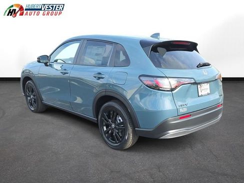 New 2026 Honda HR-V Sport image 8