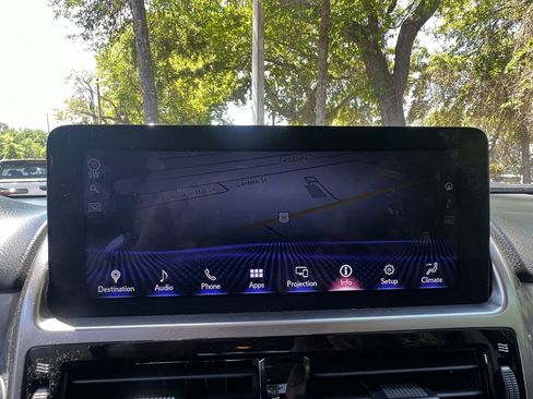 Used 2022 Lexus GX 460 Premium image 25