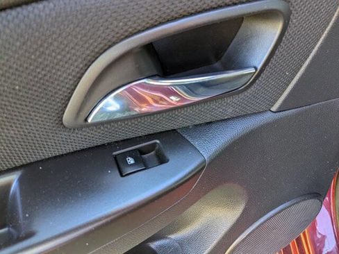 Used 2015 Chevrolet Cruze LT w/ RS Package image 25