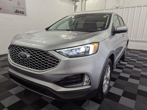Used 2024 Ford Edge SEL w/ Convenience Package AWD/4WD image 3